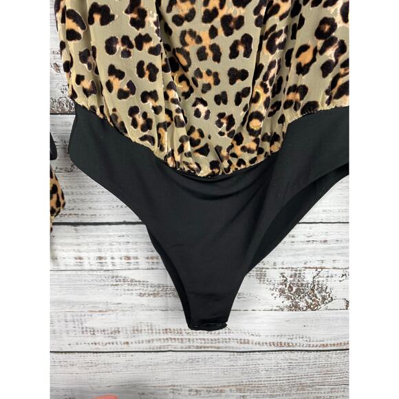 House of Harlow 1960 x Revolve Velvet Leopard Long Sleeve Off Shoulder Bodysuit - Picture 6 of 15